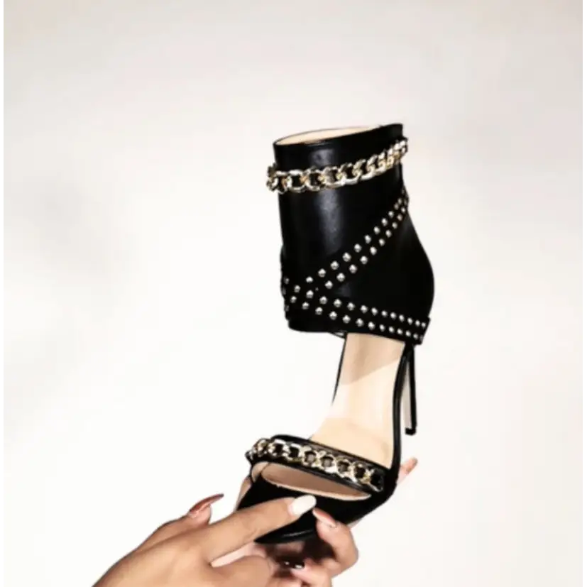 Chain Heel Siren