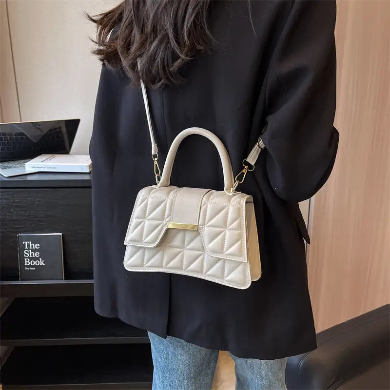 Chic Carryall Handbag