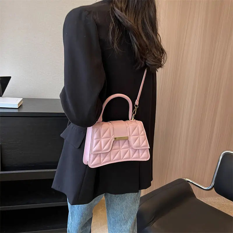 Chic Carryall Handbag