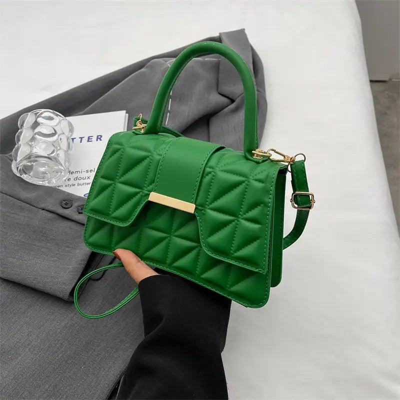 Chic Carryall Handbag - Green