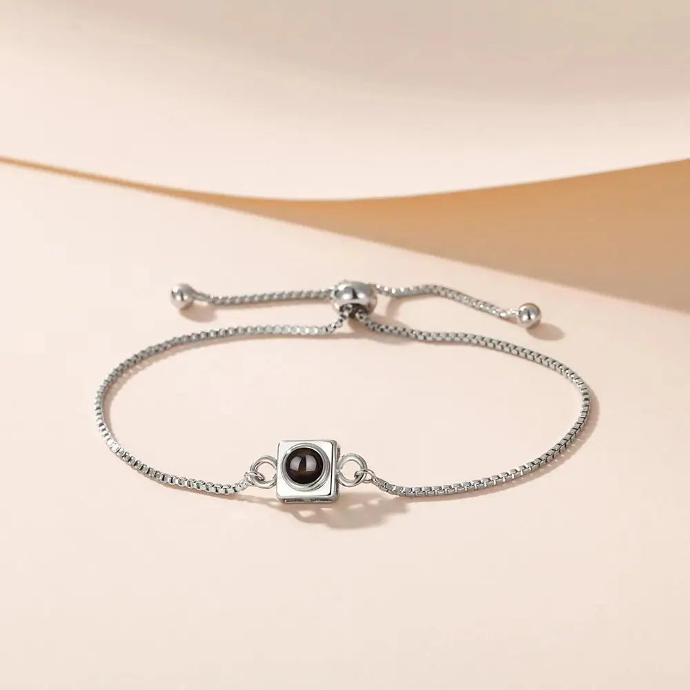 Chic Cube Slide Bracelet: Modern Style - Silver - 7
