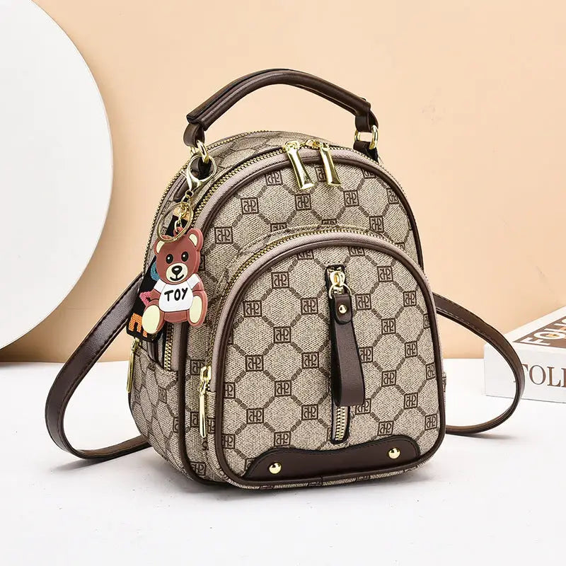 Chic & Versatile Women’s Travel Backpack - Vertical Zipper