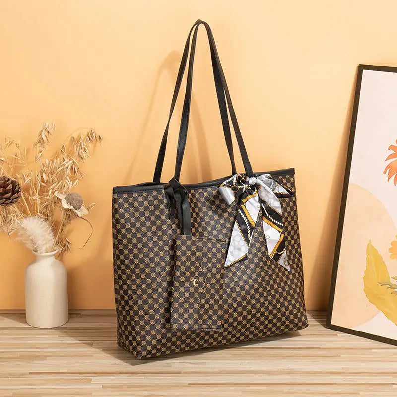 ChicCarry: Diamond Plaid Large Tote for Women - Brown Print