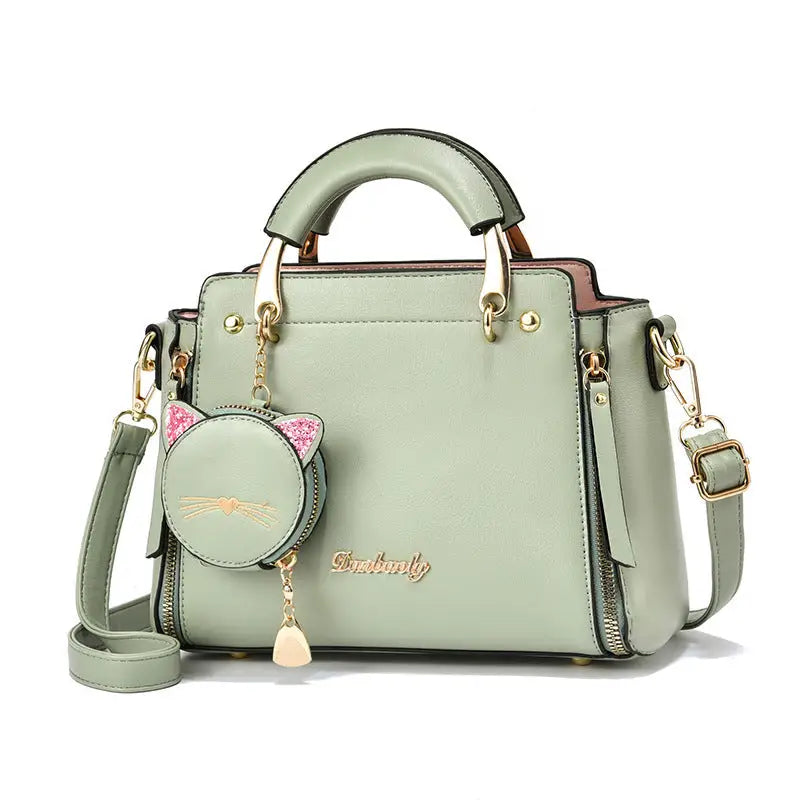 ChicCarry: Large-Capacity One-Shoulder Messenger Bag - Green / large