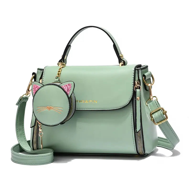 ChicCarry: Large-Capacity One-Shoulder Messenger Bag - Green / Small