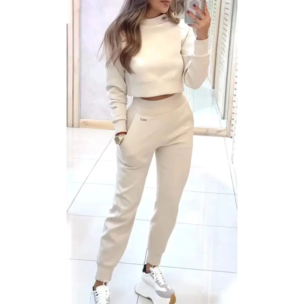 ChicFlex Sport Set: Stand Collar & Slim Trousers - OFF White / S