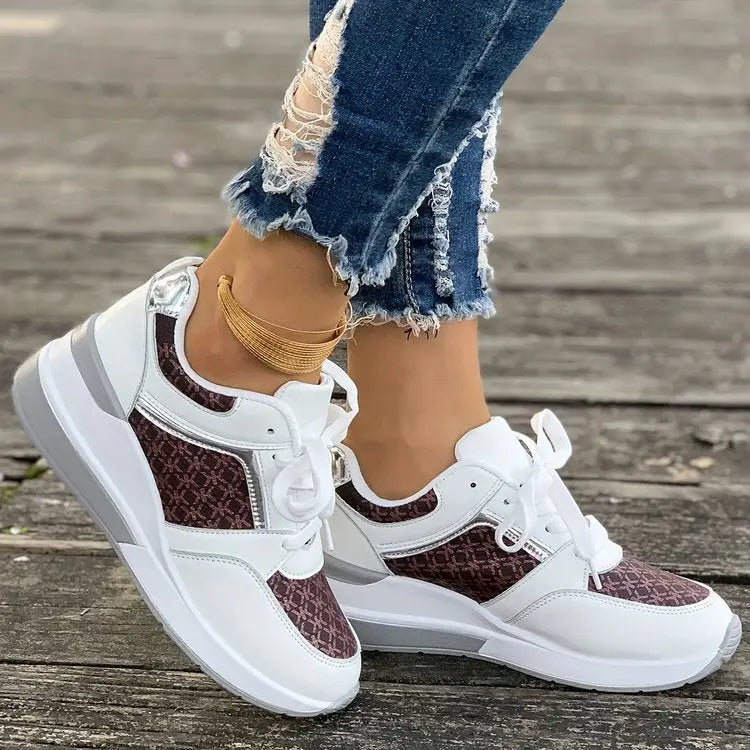 ChicLift Women’s Lace-Up Casual Sneakers