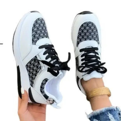 ChicLift Women’s Lace-Up Casual Sneakers