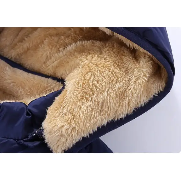 CuddleCoat: Soft Lambskin for Little Explorers