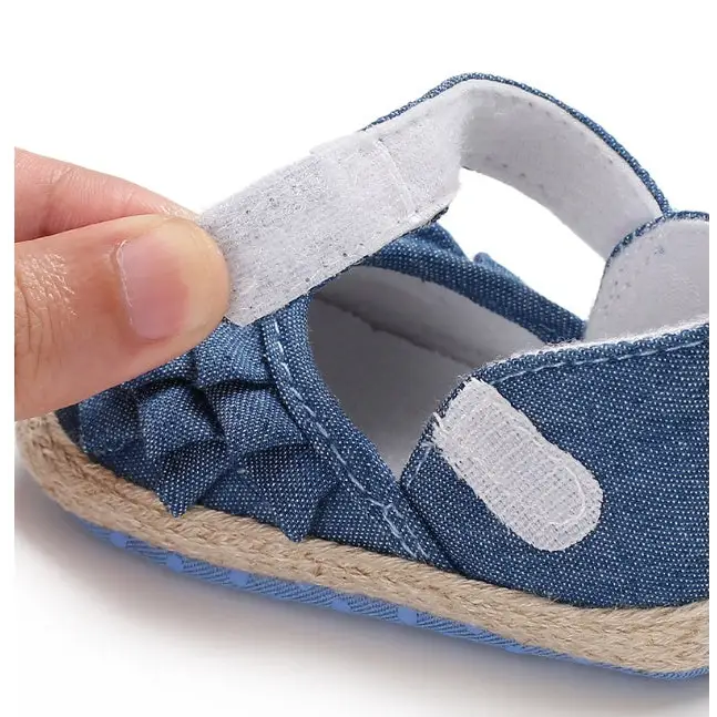 CuddleSteps: Cozy Soft Baby Shoes