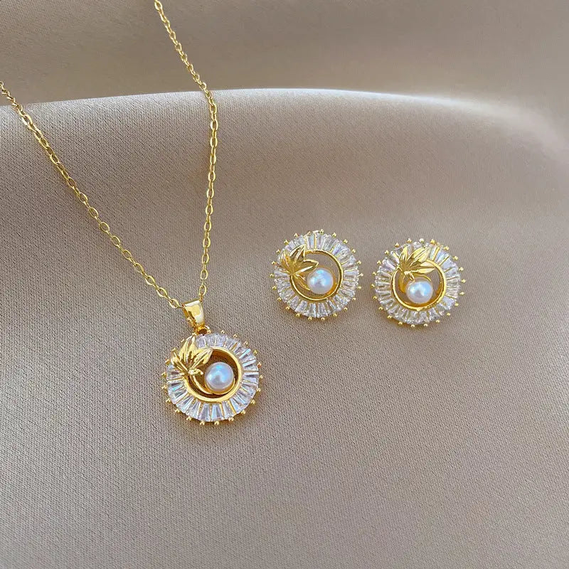 Diamond Leaves Necklace & Earrings Suite