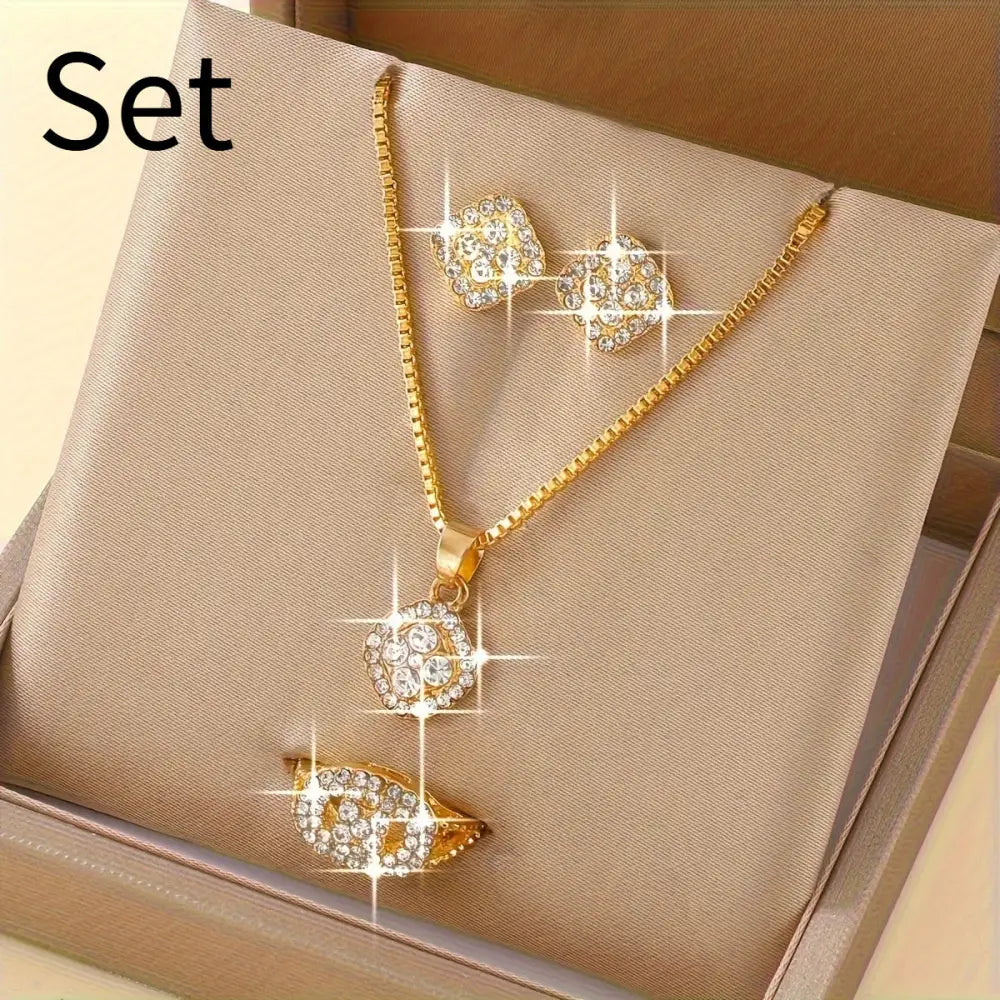 Diamond Trio Jewels - Suit