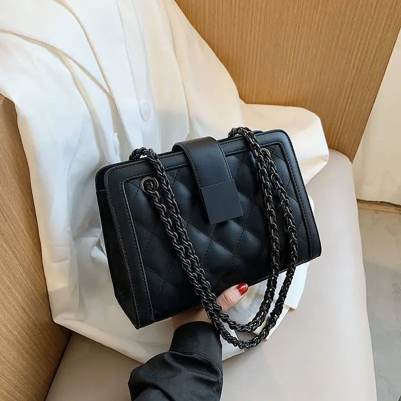 FallWinter Chic: All-match Mini Crossbody Bag - Black