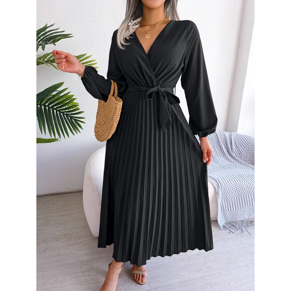 Fashion Elegant Cross Pleated Maxi Dress - Black / S