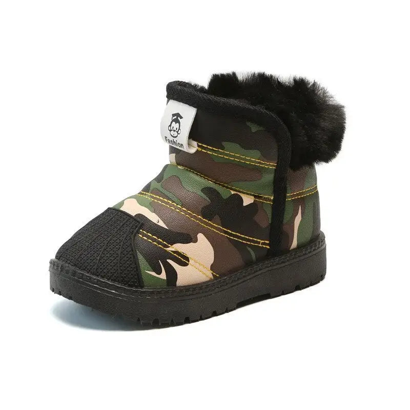FrostySteps: Cozy Winter Boots for Kids