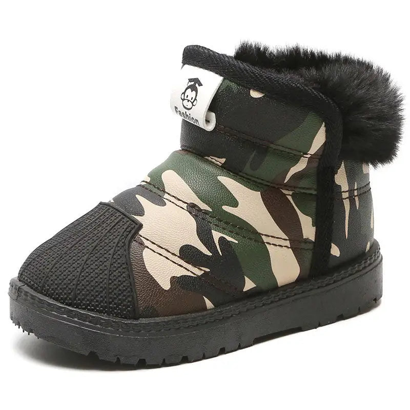 FrostySteps: Cozy Winter Boots for Kids