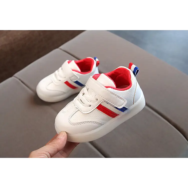 GlowStride: Kimmy White LED Sneakers
