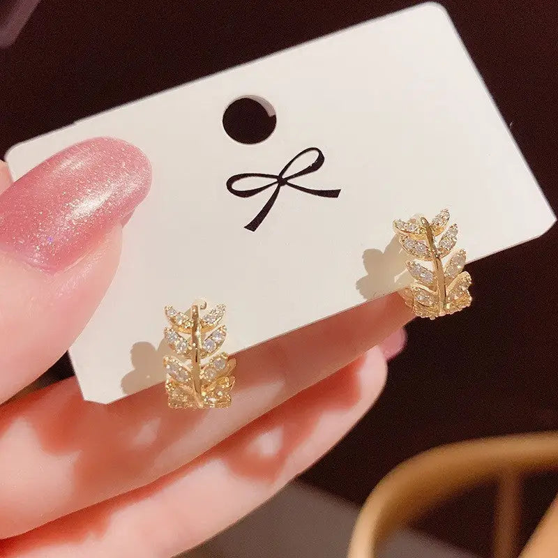 Golden Geo Chic 14K Gold Fashion Ear Clips - No 28
