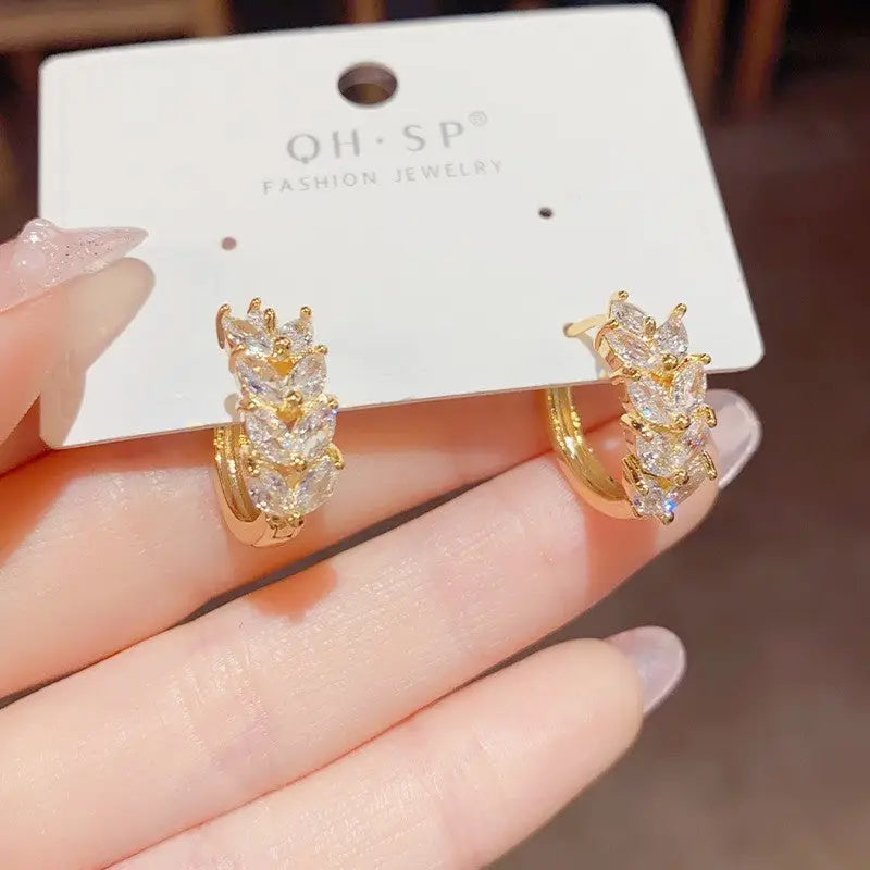 Golden Geo Chic 14K Gold Fashion Ear Clips - No 9