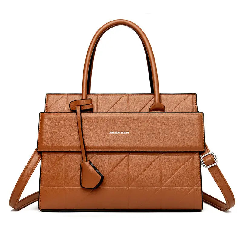 Grandé Style Women’s Tote: Chic & Spacious