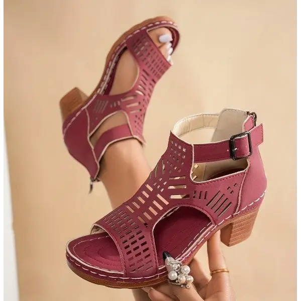 Hollow Chic Chunky Heel Peep-Toe Sandals - Wine Red / 36