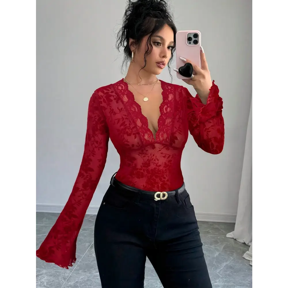 LaceFlare V-neck Tee - Red / S