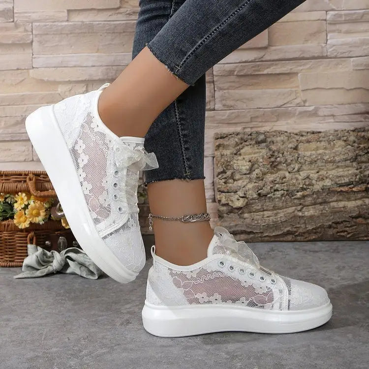 LacePrint Skate Shoes