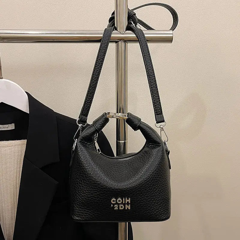 Litchi Luxe: Chic Commuter Messenger Bag - Black Without Pendant
