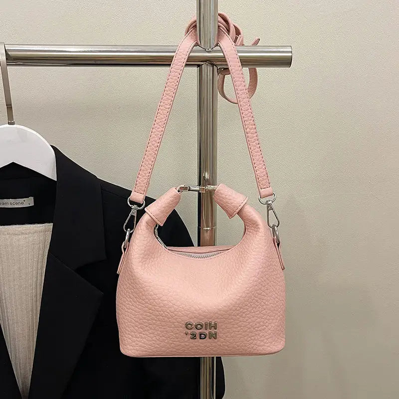 Litchi Luxe: Chic Commuter Messenger Bag - Pink Without Pendant