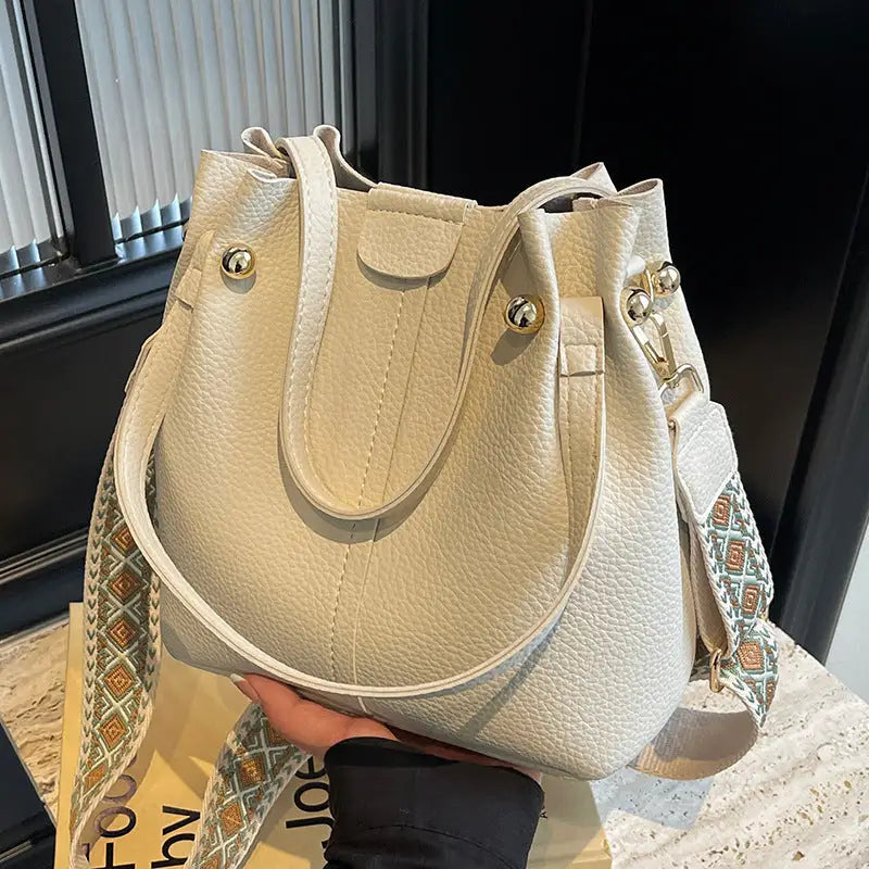 Medium Retro PU Handbag with Sandwich Pocket in Classic Colors
