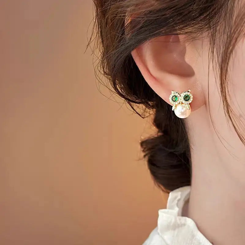 Moonlit Owl Zirconia Pearl Stud Earrings - As Main Image