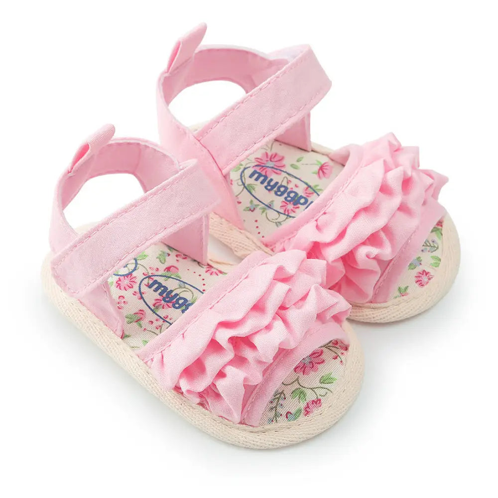 Petal Paws: Soft Sole Shoes for Baby Girls - Pink / 13cm