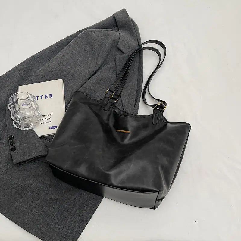 PU Leather Double Handle Zipper Tote Bag 39 x 29 x 13 cm - Black / No pendant