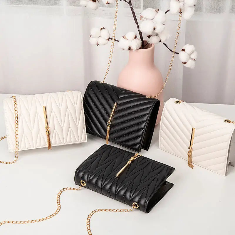 PU Leather Plaid Shoulder Bag Horizontal Square 19.5 x 5 x 13 cm