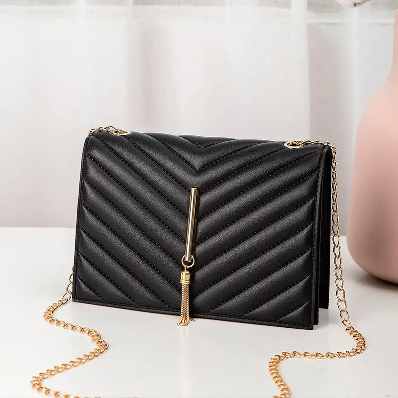 PU Leather Plaid Shoulder Bag Horizontal Square 19.5 x 5 x 13 cm - Black