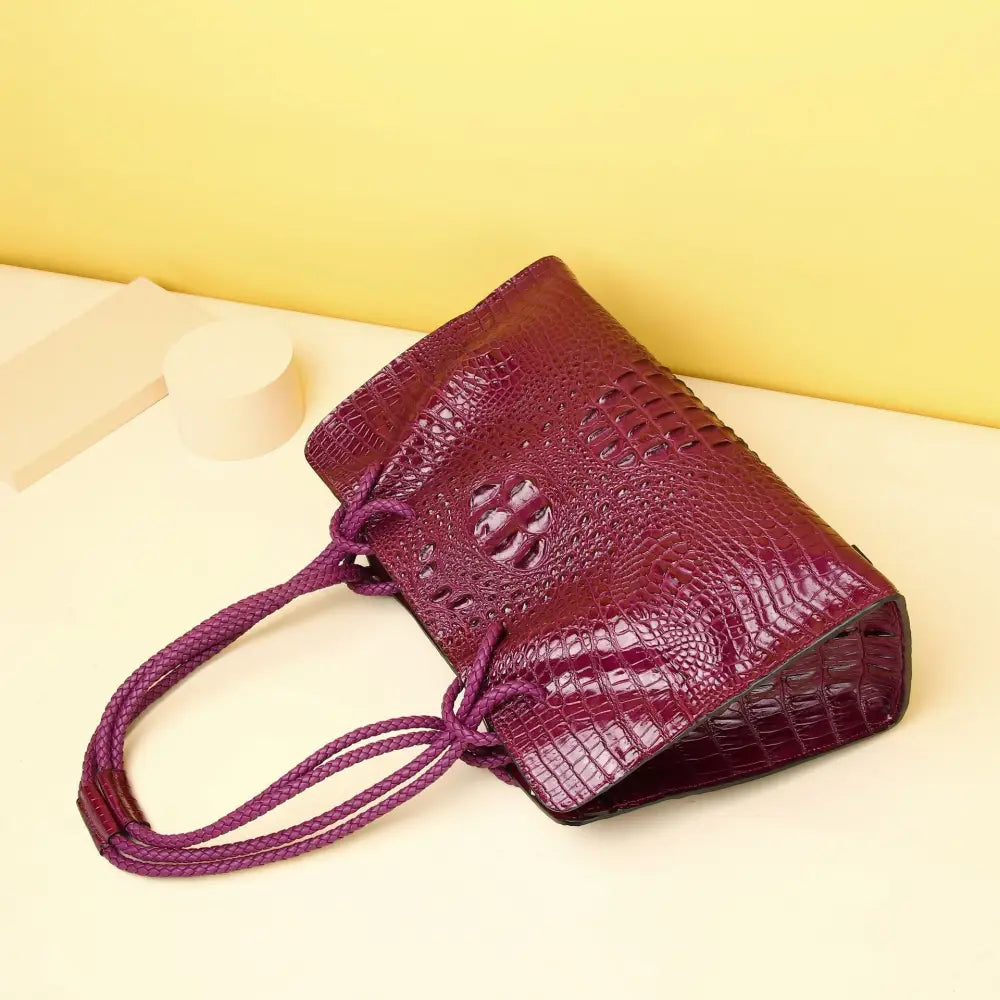 Retro European and American PU Shoulder Bag with Sandwich Pocket
