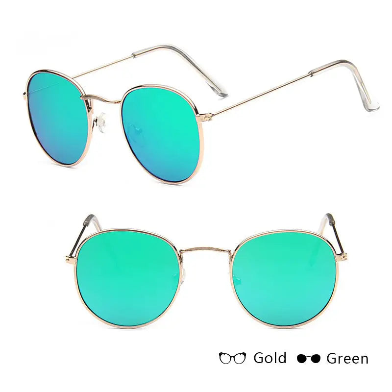 RetroChic Women’s Sunnies