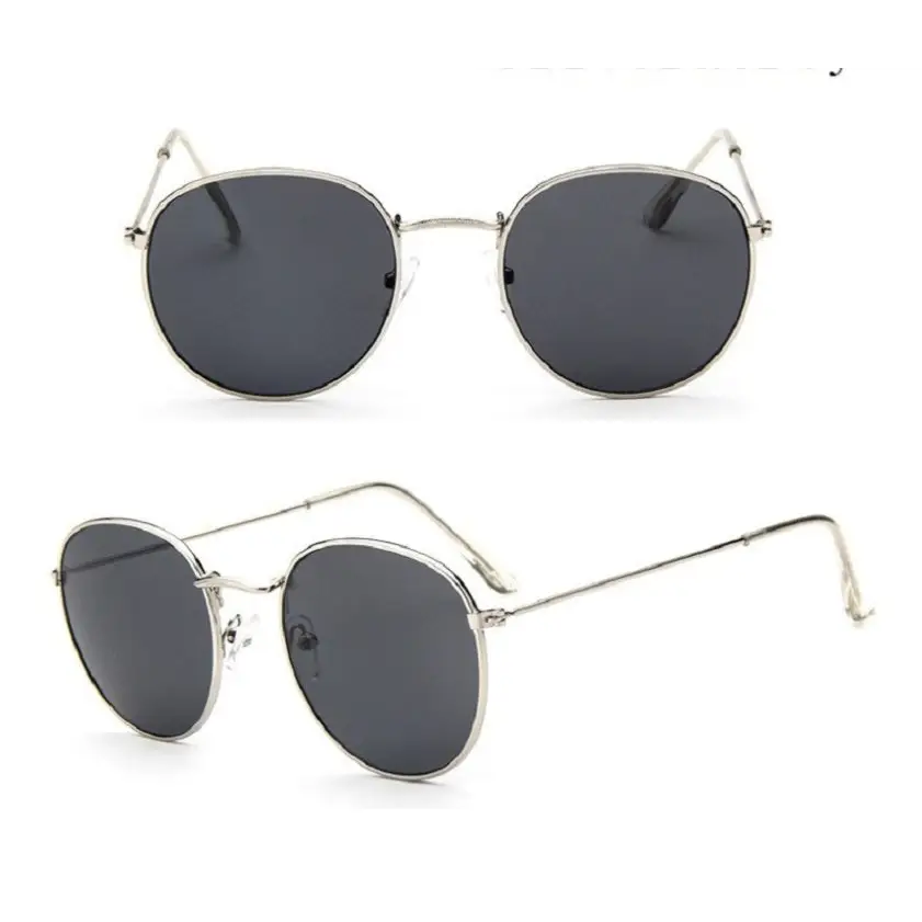 RetroChic Women’s Sunnies - Silver + Grey