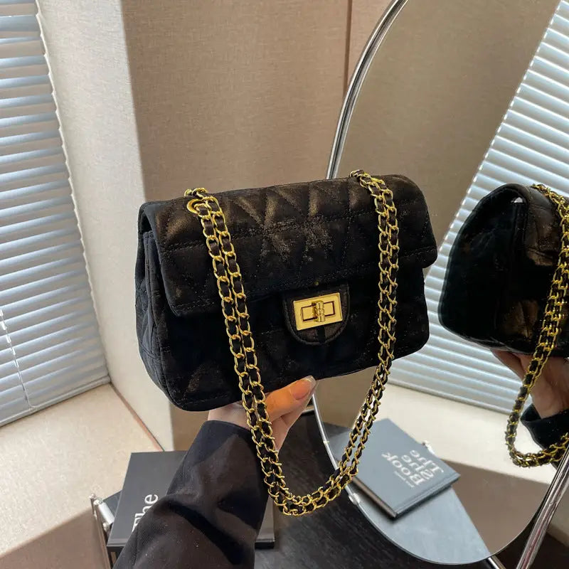 Rhombus Chain Bag Pro