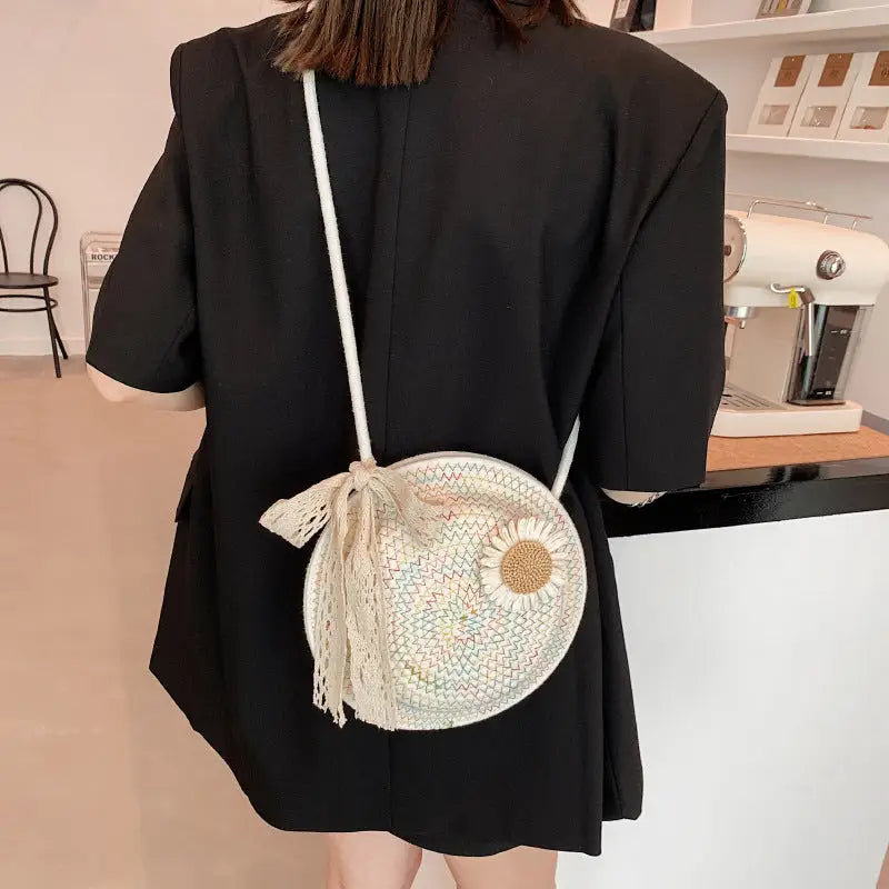 Round Straw Suitcase with Cotton Lining and Internal Mobile Phone Pocket - Colorful Thread White / 23x23