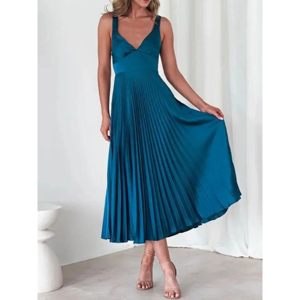 Silhouette: Glam Strap Elegance Party Dress - Blue / S