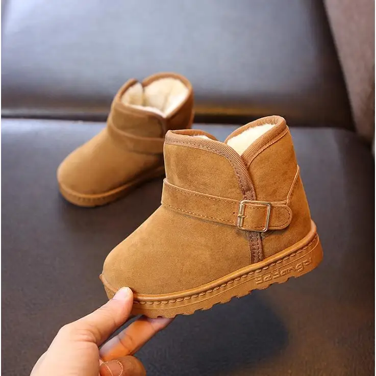 SnowPals: Cozy Boots for Little Adventurers - B brown / 25
