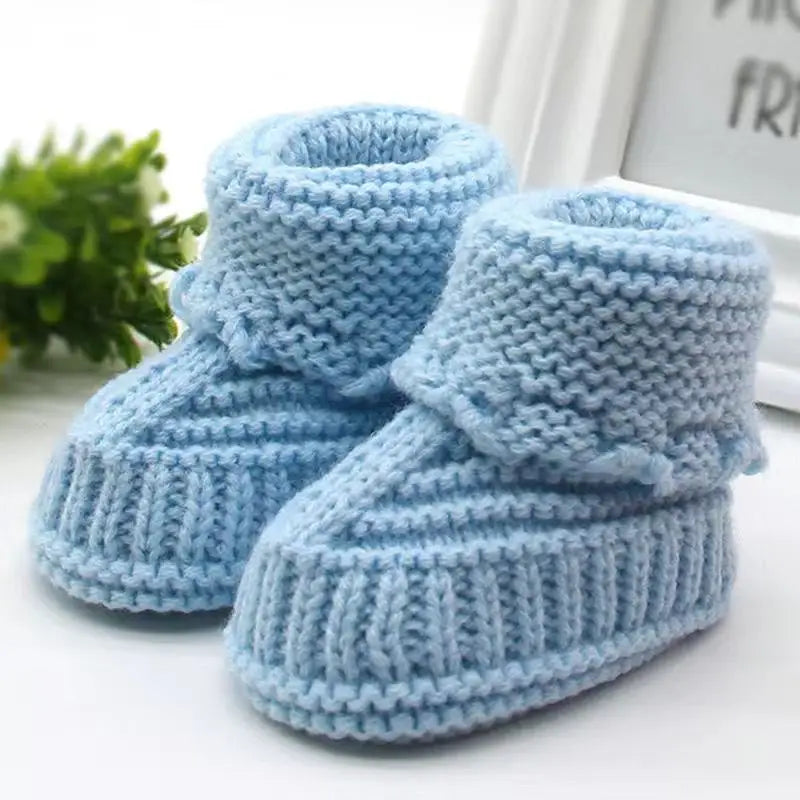 SnuggleSteps: Handmade Knitted Wool Booties - Blue / 11CM