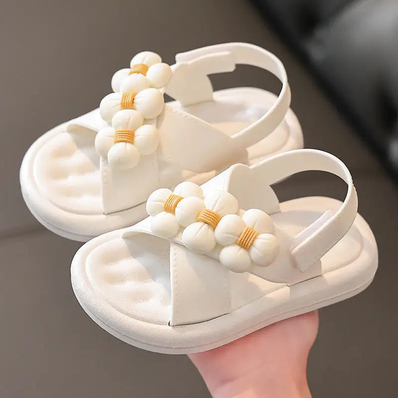 Summer Step Sandals - White / Size 24