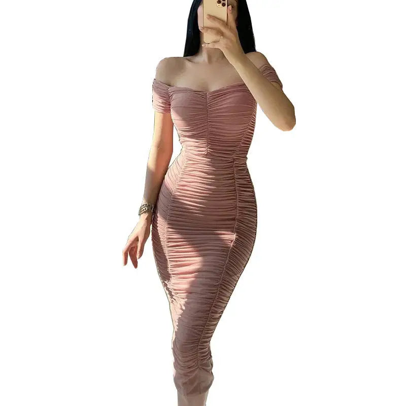 Sunny Chic: Off-Shoulder Pleated Dress - Bean Pink / S