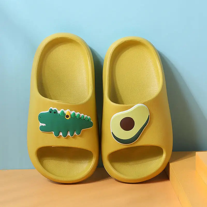 TinyToes ComfyGrip Slippers - Green / 18cm