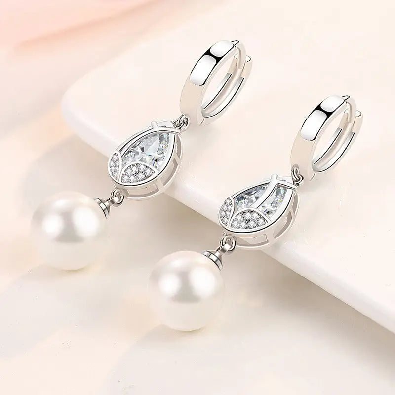 Tulip Pearl Drop Earrings - White Diamond
