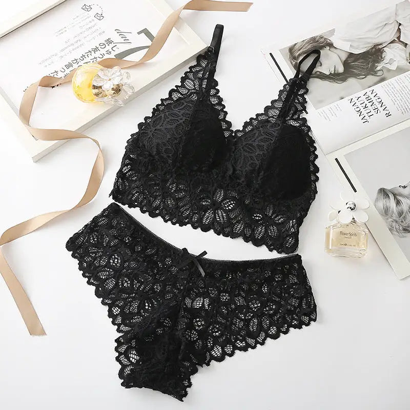 Two-piece lace underwear set - Black / One size