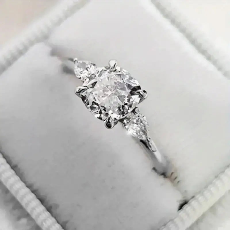 Zircon Elegance: Euro-American Four-Claw Ring - H323 White Gold Color / No 5