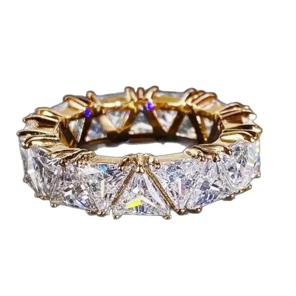 Zirconia Elegance: Diamond Luxe Women’s Ring